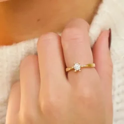 0,40 ct lab grown diamant ring i 14 karat guld 0,40 ct
