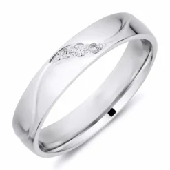 4 mm diamant vielsesring i 9 karat hvidguld 0,008 ct og 0,015 ct