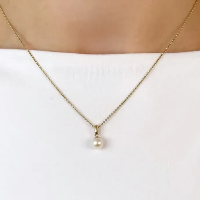 6 mm elfenben hvid perle vedhæng i 9 karat guld