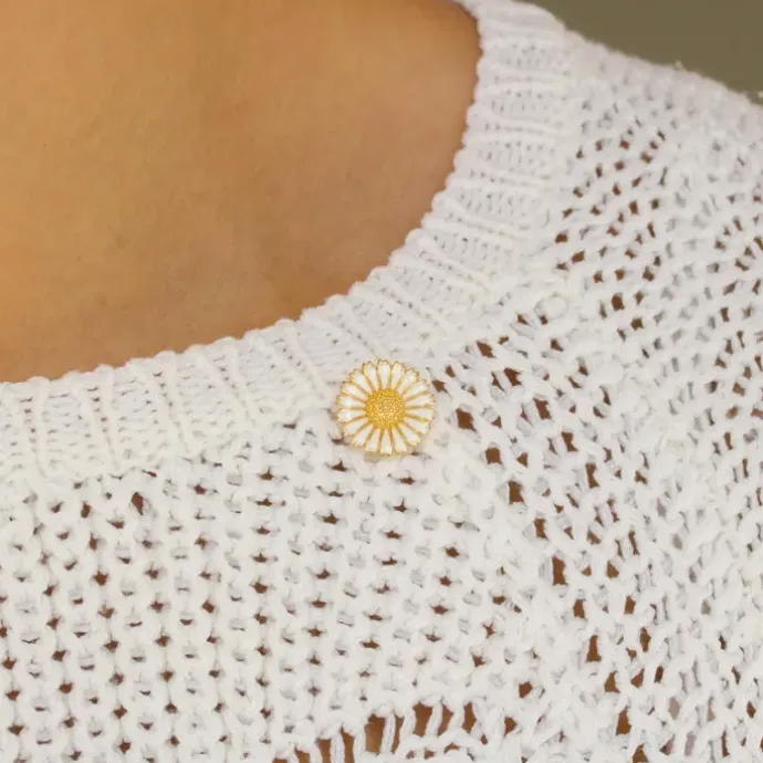 14 mm marguerit broche i forgyldt sølv - Marie