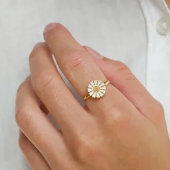 11 mm marguerit ring i forgyldt sølv - Marie