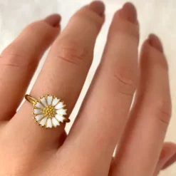 11 mm marguerit ring i forgyldt sølv - Marie