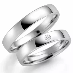 4 mm vielsesringe i 9 karat hvidguld 0,03 ct - sæt