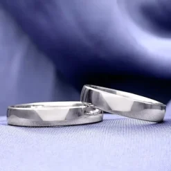 4 mm vielsesringe i 9 karat hvidguld - sæt