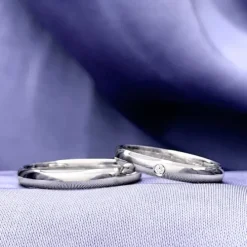 3 mm vielsesringe i 9 karat hvidguld 0,02 ct - sæt