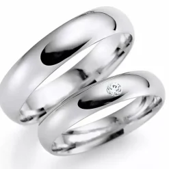 5 og 4 mm vielsesringe i 9 karat hvidguld 0,03 ct - sæt