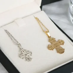 18 x 30 mm dagmarkors i forgyldt sølv