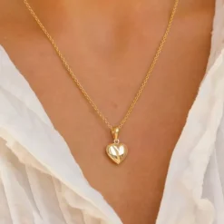 11,5 x 13 mm hjerte vedhæng i 8 karat guld