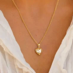 12 x 13 mm hjerte vedhæng i 8 karat guld
