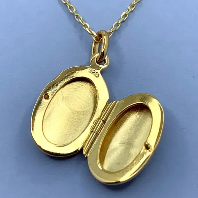 12 x 17 mm medaljon i forgyldt sølv