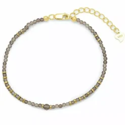 Armbånd med kvarts og hematite.
