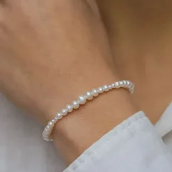 Blandet størrelse armbånd med ferskvandsperle