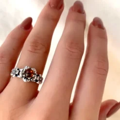Blomster rav ring i sølv