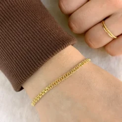 BNH bismarkarmbånd i 8 karat guld 18,5 cm x 3,5 mm