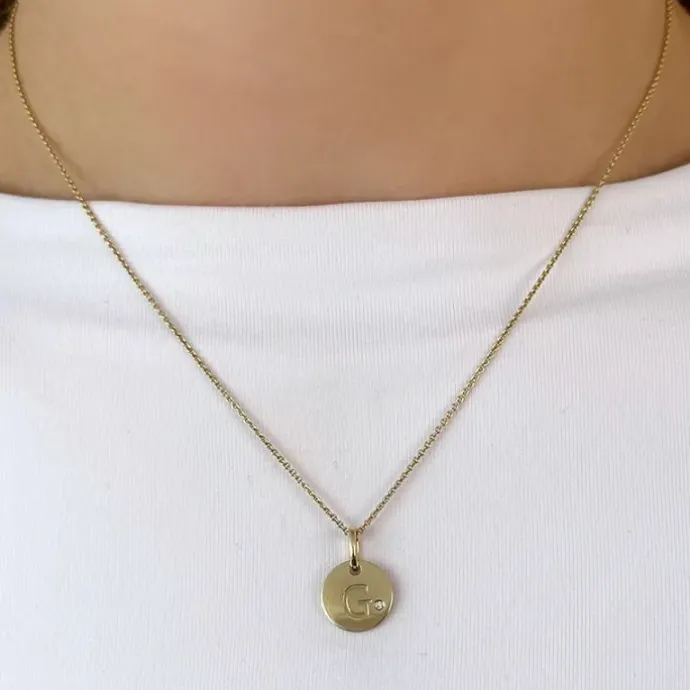 Bogstav G diamant vedhæng i 9 karat guld 0,01 ct