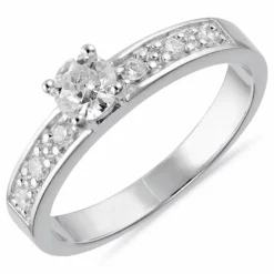 Bred hvid zirkon ring i sølv