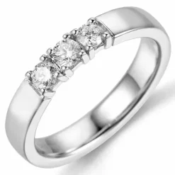 Diamant alliancering i 14 karat hvidguld 3 x 0,10 ct