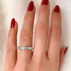 Diamant alliancering i 14 karat hvidguld 1 x 0,05 ct