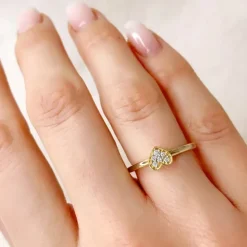 Diamant hjertering i 14 karat guld 0,084 ct