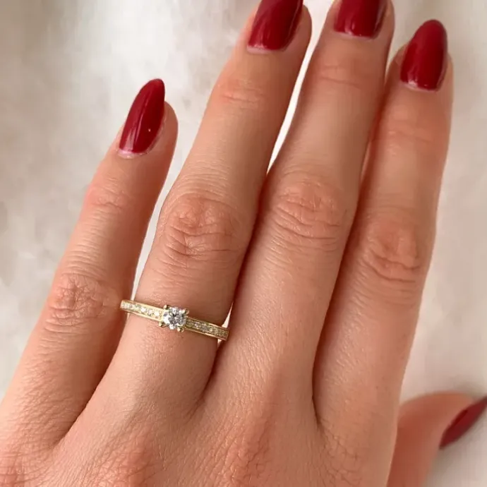 Diamant ring i 14 karat guld 0,20 ct 0,136 ct