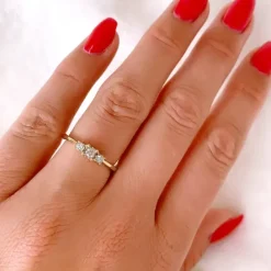 Diamantring i 14 karat guld.- og hvidguld 0,06 ct 0,03 ct