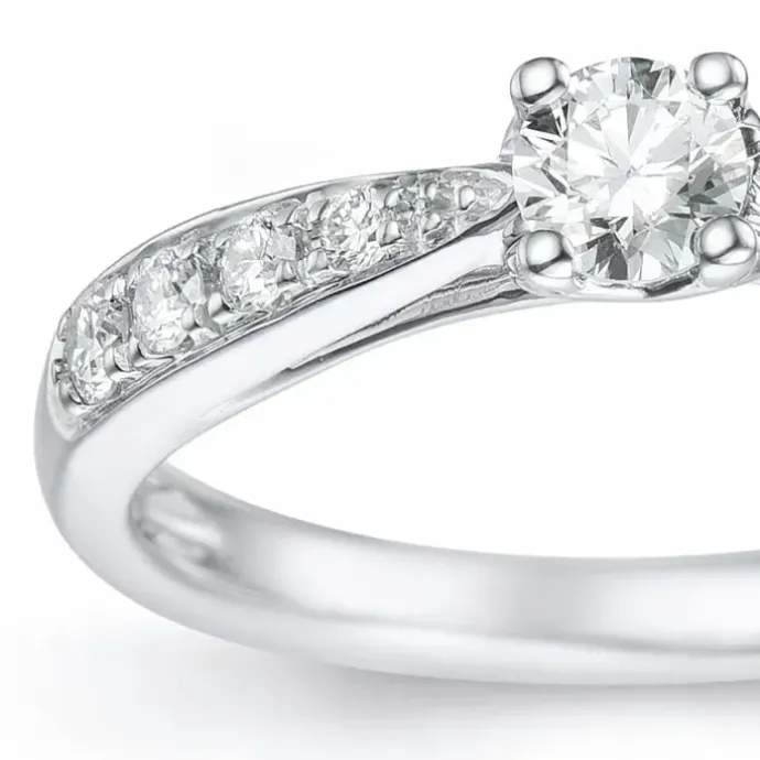 Diamantring i 14 karat hvidguld 0,18 ct 0,14 ct