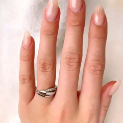 Elegant hvid zirkon ring i sølv