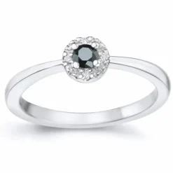 Elegant sort diamant brillantring i 14 karat hvidguld 0,11 ct 0,02 ct