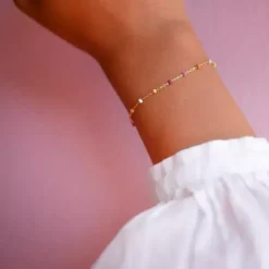 Enamel Lola Rainbow armbånd i forgyldt sølv regnbuefarvet emalje