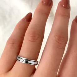 Enkel ring i sølv