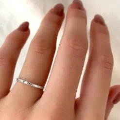 Enkel ring i sølv