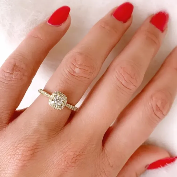 Firkantet diamantring i 14 karat guld 0,10 ct 0,44 ct