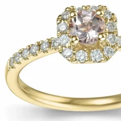 Firkantet morganit brillantring i 14 karat guld 0,22 ct 0,246 ct
