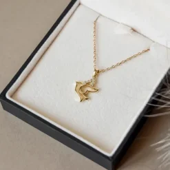 Fugle diamant vedhæng i 14 karat guld 0,06 ct
