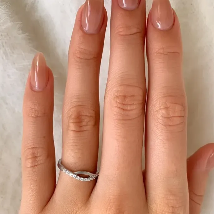 Glat zirkon ring i sølv