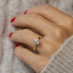 Guldring solitairering i 9 karat guld