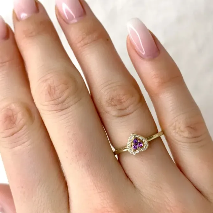 Hjerte ametyst diamantring i 9 karat guld 0,07 ct 0,05 ct