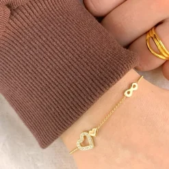 Hjerte armbånd i forgyldt sølv med vedhæng i forgyldt sølv