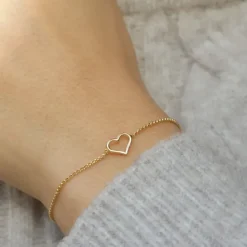 Hjerte armbånd i forgyldt sølv med vedhæng i forgyldt sølv