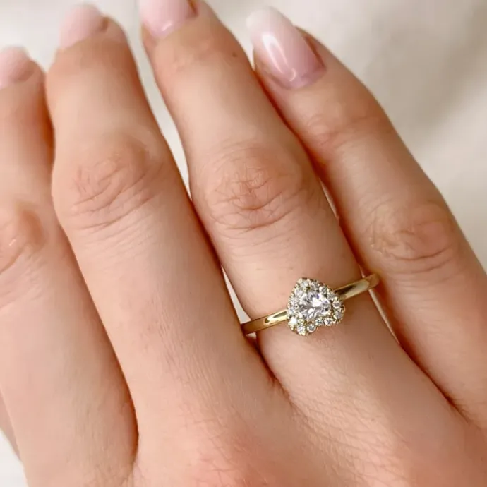Hjerte diamantring i 14 karat guld 0,24 ct 0,08 ct