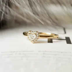 Hjerte diamantring i 14 karat guld 0,24 ct 0,08 ct