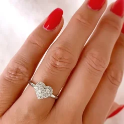 Hjerte diamantring i 14 karat hvidguld 0,22 ct