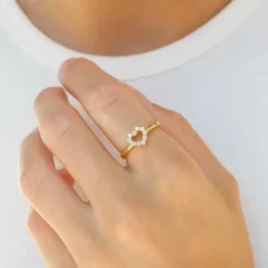 Hjerte hvid zirkon ring i forgyldt sølv