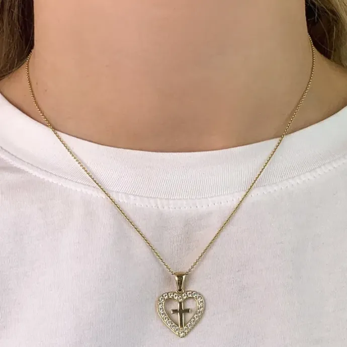 Hjerte kors vedhæng i 9 karat guld med rhodium