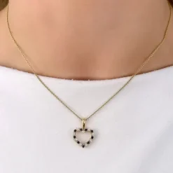 Hjerte safir vedhæng i 14 karat guld 0,20 ct 0,30 ct