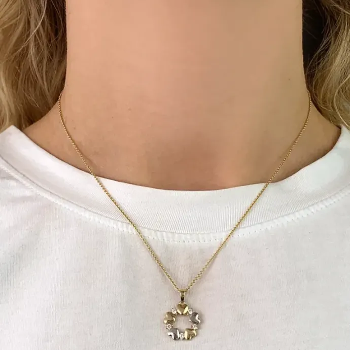 Hjerte zirkon vedhæng i 8 karat guld med rhodium