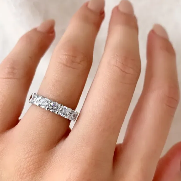 Hvid zirkon ring i sølv