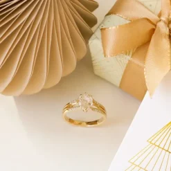 Kvarts diamantring i 14 karat guld 0,90 ct 0,12 ct
