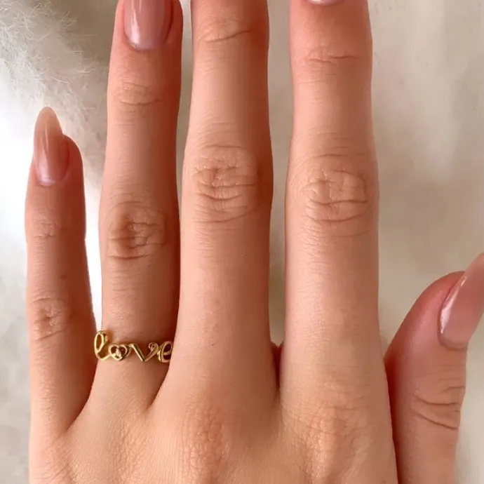 Love ring i forgyldt sølv