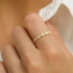 Marguerit ring i forgyldt sølv - Majse